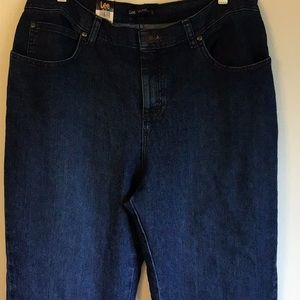 NWT Lee Relaxed Fit Jeans Sz 16 W